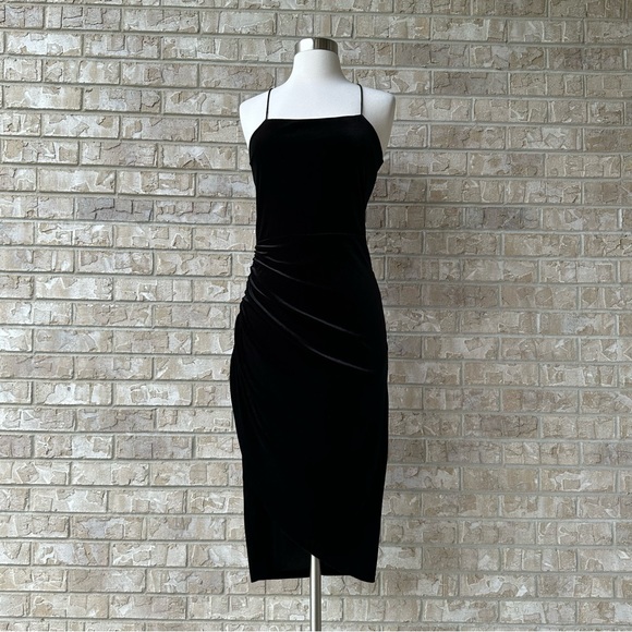 Aqua Long Velvet Dress Size M 🌸 - Picture 2 of 8